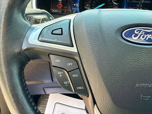 Used 2021 Ford Edge Titanium w/ Canadian Touring Package AWD/4WD image 12