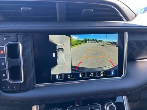 Used 2023 GMC Yukon Denali AWD/4WD image 30