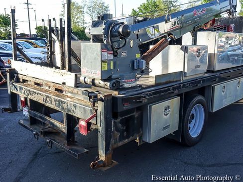 Used 2019 Ford F550 2WD Regular Cab Super Duty image 9