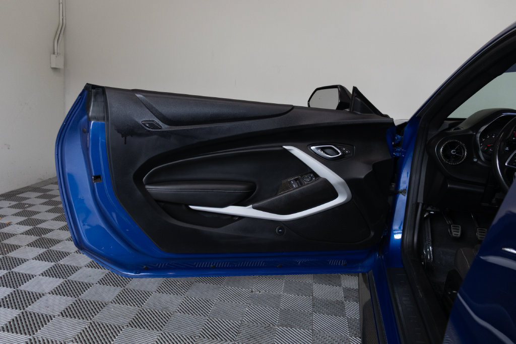 Used 2021 Chevrolet Camaro LT RWD image 14