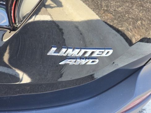 Used 2015 Toyota RAV4 Limited w/ Technology Package image 24