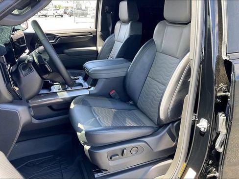 Used 2025 Chevrolet Silverado 1500 ZR2 AWD/4WD image 27