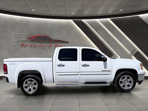 Used 2011 GMC Sierra 1500 SLE w/ Regional Value Package RWD image 19