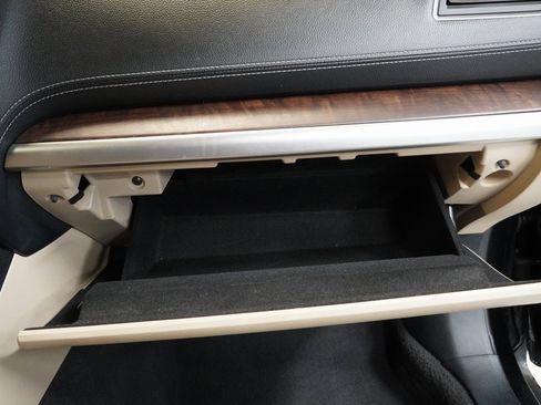 Used 2018 Subaru Outback 3.6R Limited image 36