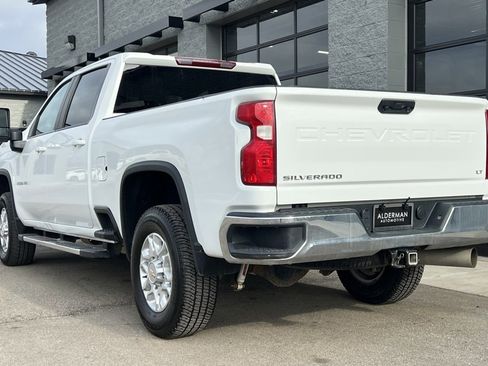 Used 2023 Chevrolet Silverado 2500 LT w/ Convenience Package image 6