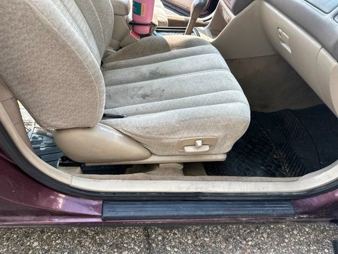 Used 1999 Toyota Avalon XL w/ PWR Seat Pkg FWD image 31