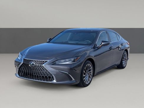 Used 2024 Lexus ES 350 Ultra Luxury w/ Accessory Package (Z2) FWD image 6
