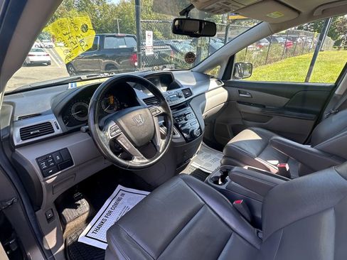 Used 2013 Honda Odyssey EX-L image 18