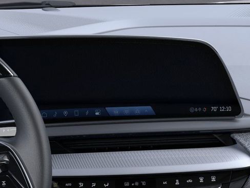 New 2026 Cadillac Optiq Sport 2 w/ LPO, Floor Liner Package AWD/4WD image 20