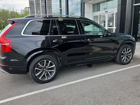 Used 2019 Volvo XC90 T6 Momentum w/ Advanced Package image 2
