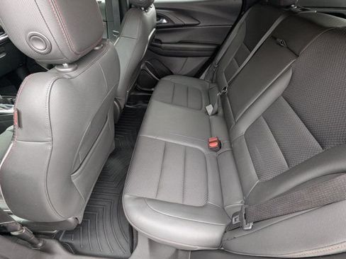 Used 2021 Chevrolet TrailBlazer RS w/ Convenience Package FWD image 17