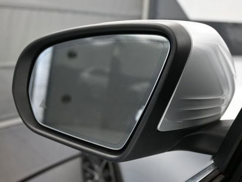 Used 2021 Mercedes-Benz C 300 Sedan image 9