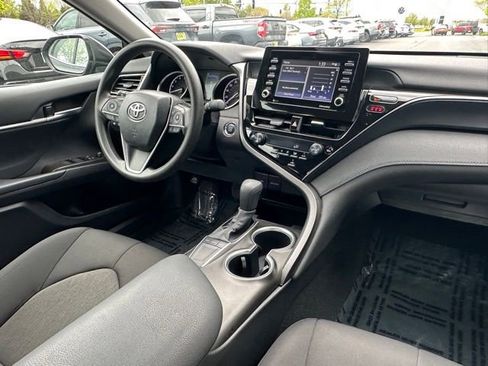 Used 2024 Toyota Camry LE w/ Convenience Package FWD image 29