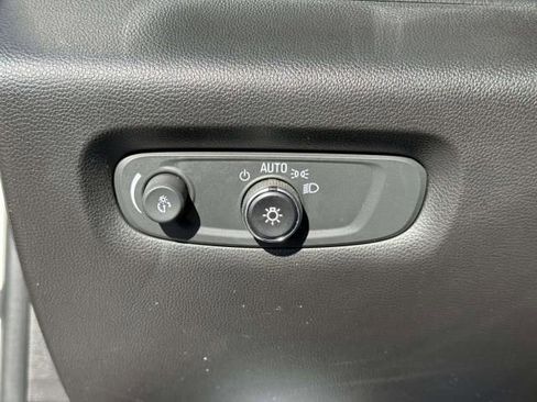 Certified 2023 Chevrolet Traverse LT w/ LT Premium Package image 26