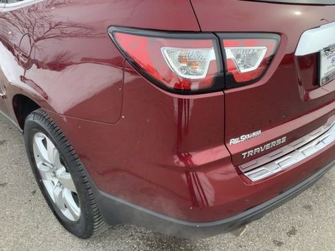 Used 2017 Chevrolet Traverse Premier image 37