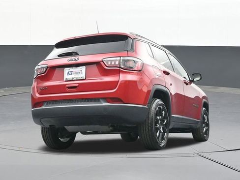 Used 2025 Jeep Compass Latitude w/ Altitude Special Edition AWD/4WD image 47
