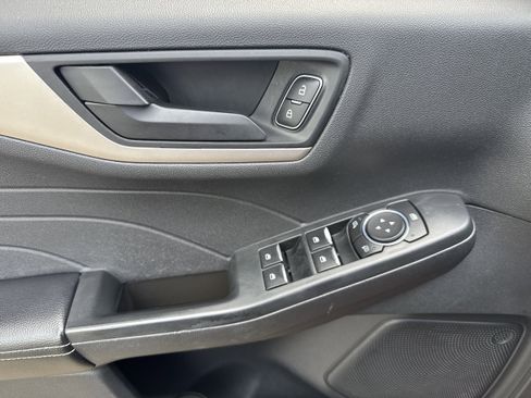 Used 2022 Ford Escape SE AWD/4WD image 7