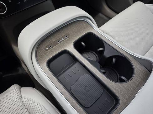 Certified 2026 Hyundai Palisade FWD Hybrid image 25
