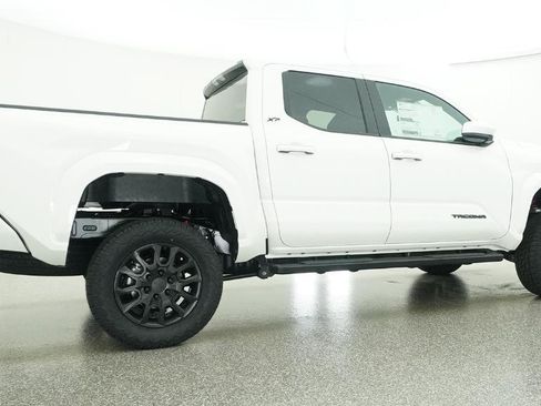 New 2026 Toyota Tacoma SR5 AWD/4WD image 60