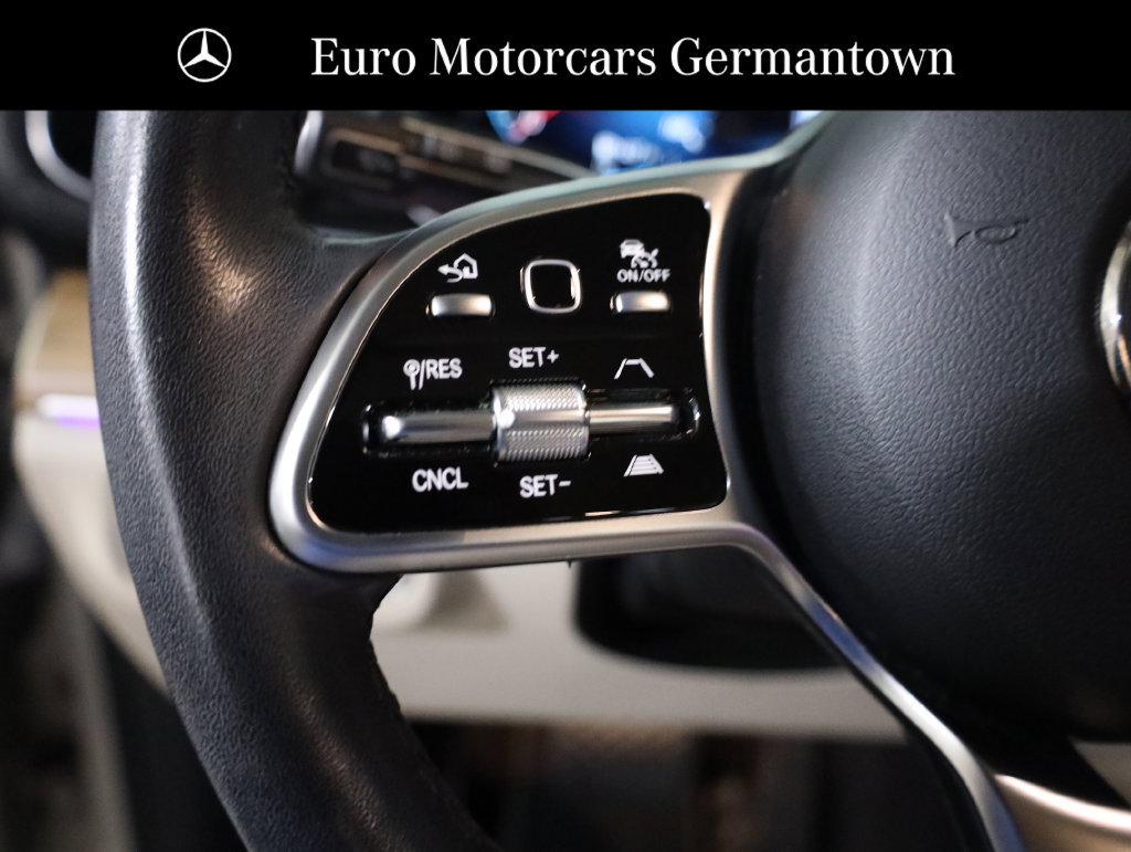 Used 2023 Mercedes-Benz GLS 450 4MATIC image 11