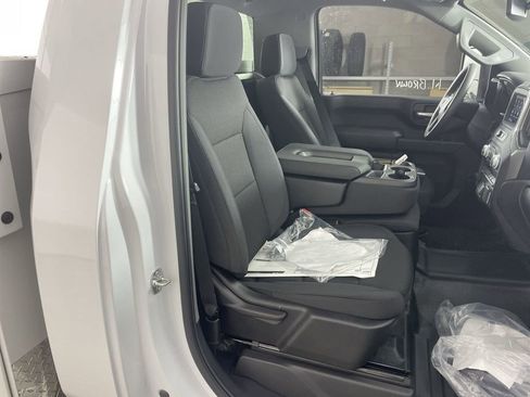 New 2025 GMC Sierra 2500 Pro w/ Convenience Package RWD image 25