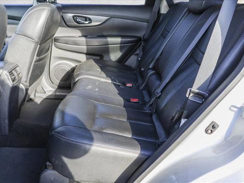 Used 2016 Nissan Rogue SL w/ SL Premium Package image 24