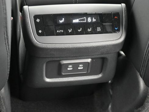 New 2026 Nissan Pathfinder SL AWD/4WD image 16