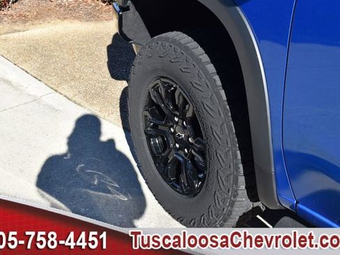 Used 2023 Chevrolet Silverado 1500 ZR2 w/ Technology Package image 16