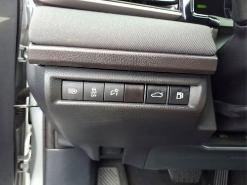 Certified 2025 Toyota Camry LE FWD image 18