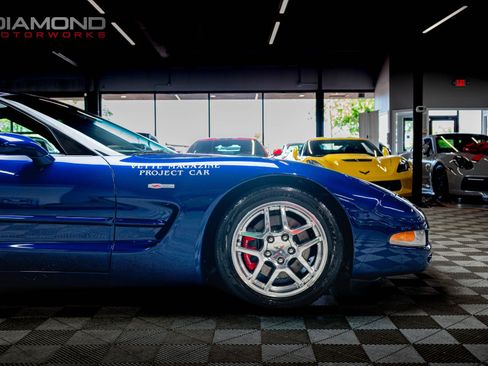 Used 2004 Chevrolet Corvette Z06 w/ Z06 Preferred Equipment Group RWD image 21