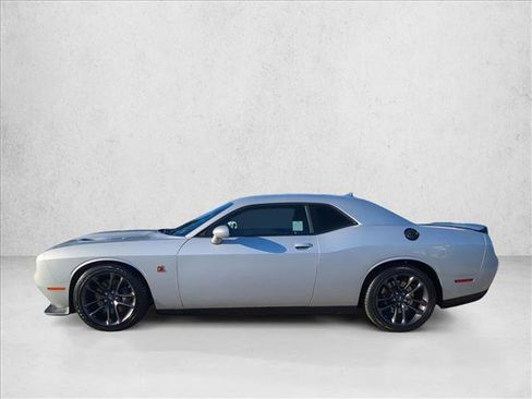 Used 2021 Dodge Challenger R/T Scat Pack image 9