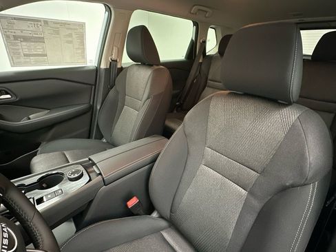 New 2026 Nissan Rogue SV w/ Cold Weather Package image 9