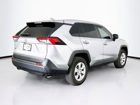 Used 2024 Toyota RAV4 LE image 9