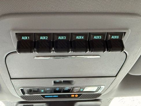 New 2025 Ford F350 Lariat w/ Lariat Ultimate Package image 28