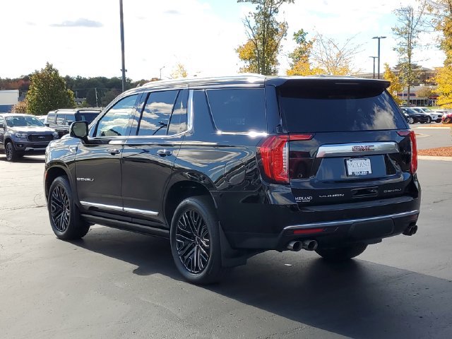 Used 2022 GMC Yukon Denali w/ Denali Premium Package AWD/4WD image 4