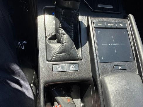 Used 2021 Lexus ES 300h w/ Accessory Package FWD image 31