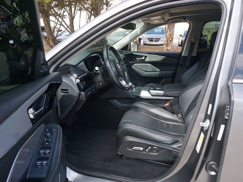 Used 2023 Acura MDX FWD w/ Technology Package image 2