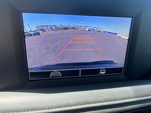 Used 2024 Chevrolet Tahoe LS RWD image 24