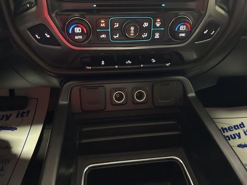 Used 2016 Chevrolet Silverado 1500 LTZ Z71 image 19