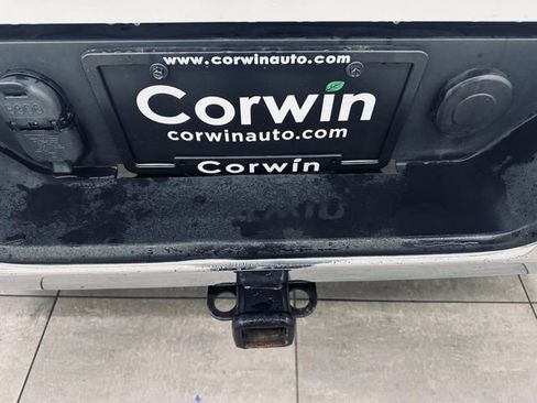 Used 2024 GMC Sierra 1500 SLT image 17