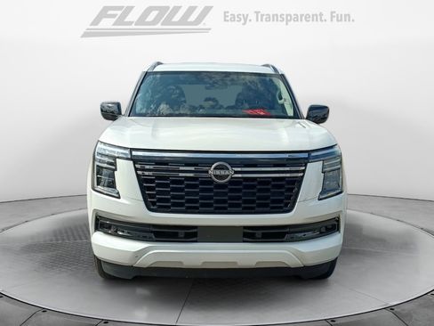 Used 2025 Nissan Armada SV AWD/4WD image 2