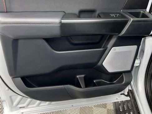 Used 2025 Ford F150 Raptor AWD/4WD image 20