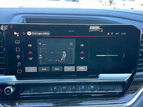 New 2026 GMC Sierra 3500 SLE AWD/4WD image 25