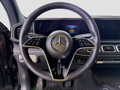 Used 2025 Mercedes-Benz GLE 350 4MATIC image 13