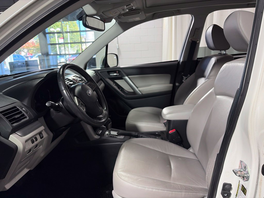 Used 2014 Subaru Forester 2.5i Touring AWD/4WD image 17