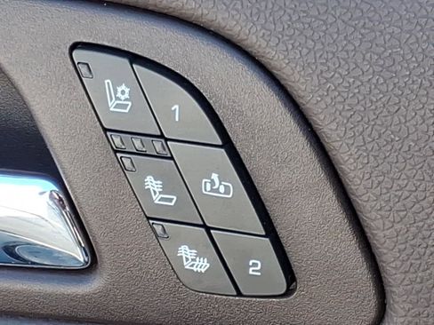 Used 2013 GMC Yukon XL Denali AWD/4WD image 12