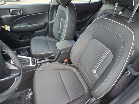 New 2026 Hyundai Venue SEL FWD image 15