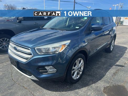 Used 2018 Ford Escape SE image 1
