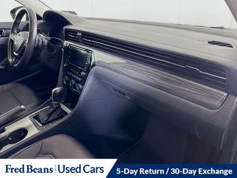 Used 2020 Volkswagen Passat 2.0T R-Line image 30