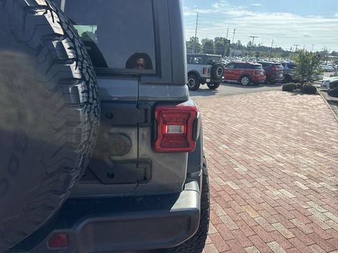 Used 2020 Jeep Wrangler Unlimited Sport S AWD/4WD image 11